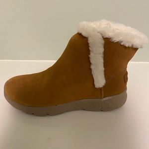 Skechers Go Walk Boots NWOT